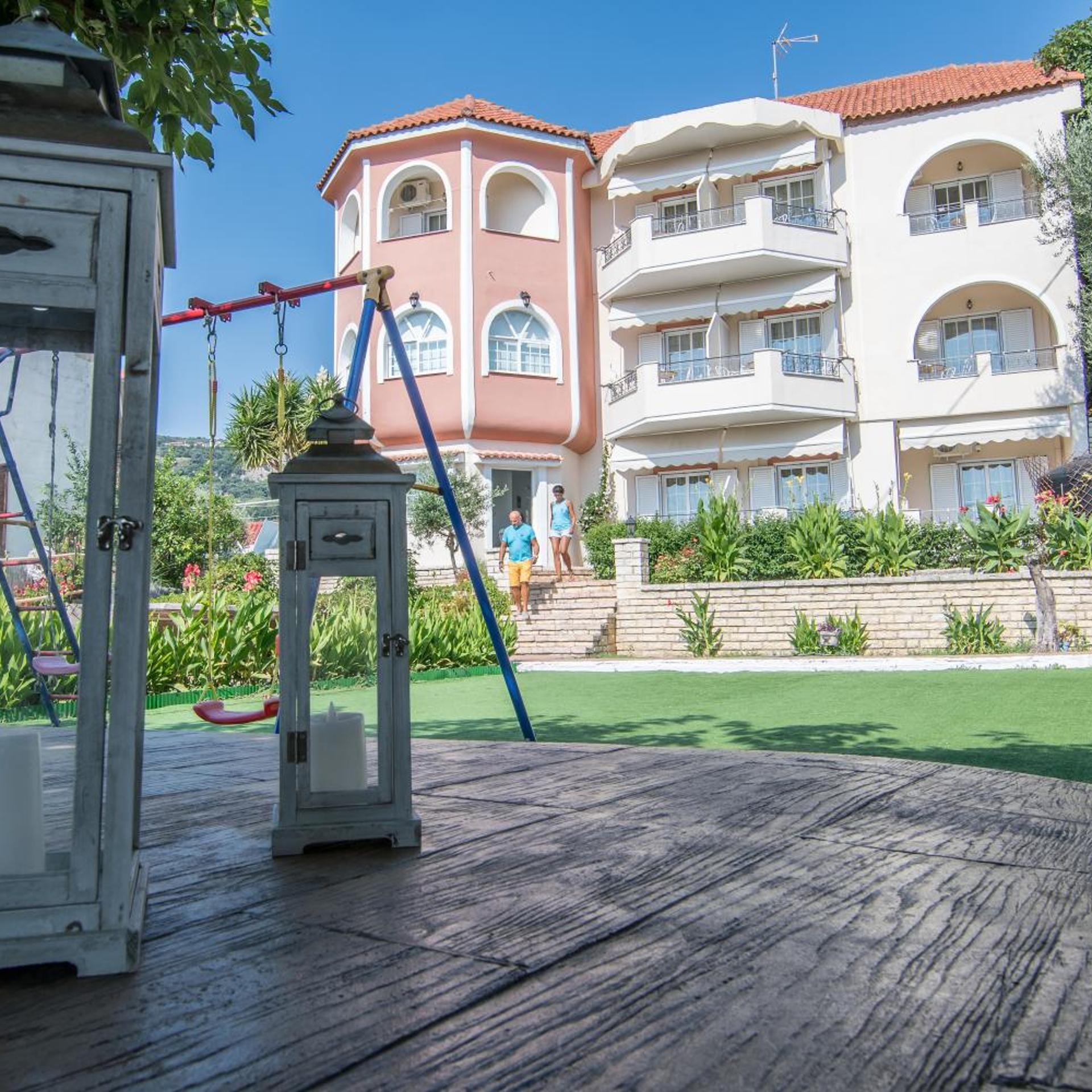 Agios Thomas Hotel 55/66