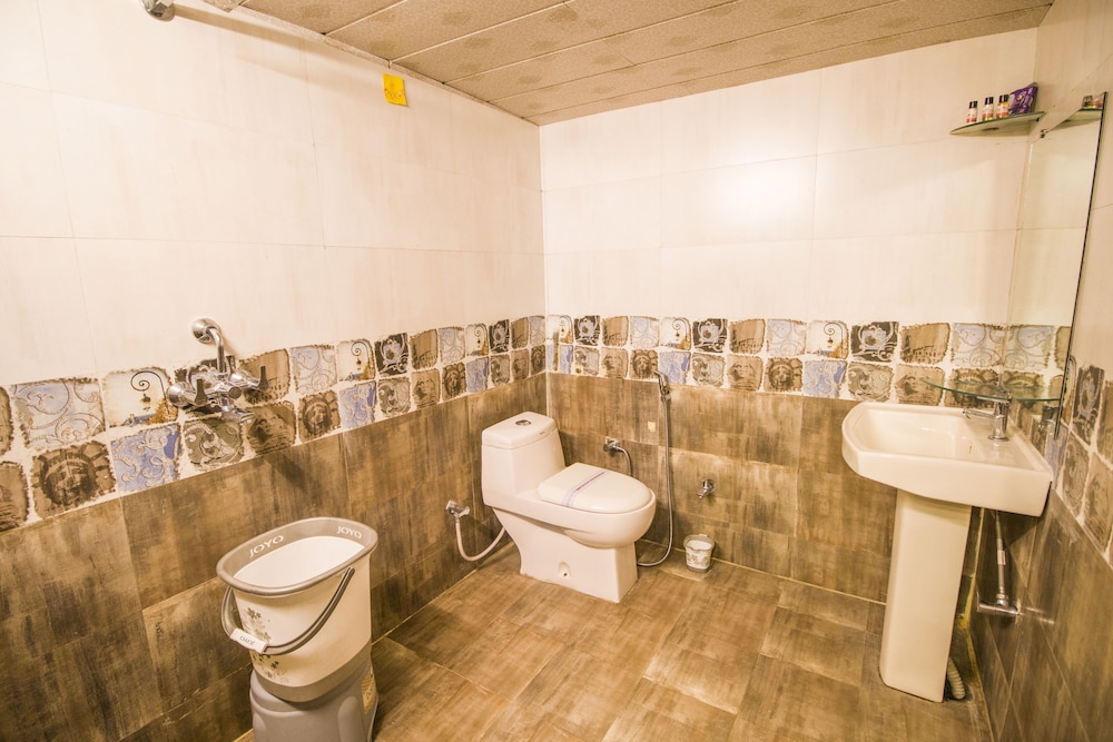 Hotel Pardesi 44/45