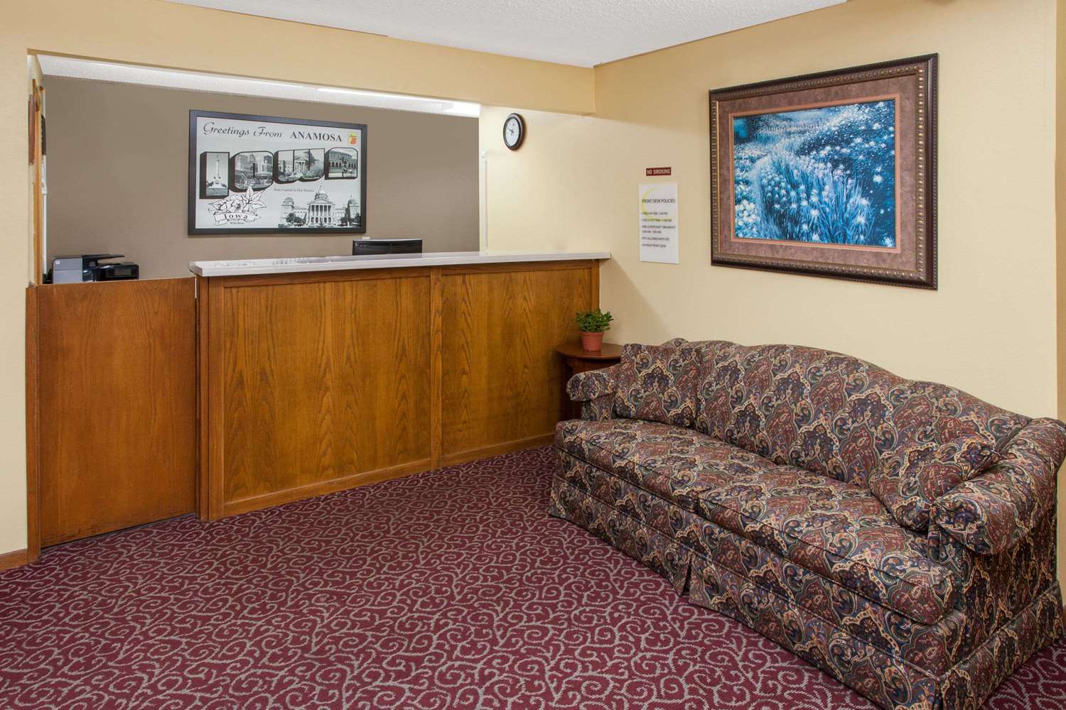 Super 8 By Wyndham Anamosa Ia 3/5