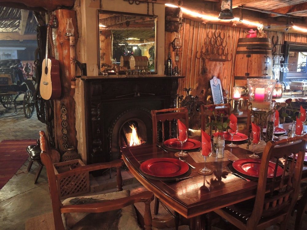 T'niqua Stable Inn 21/50