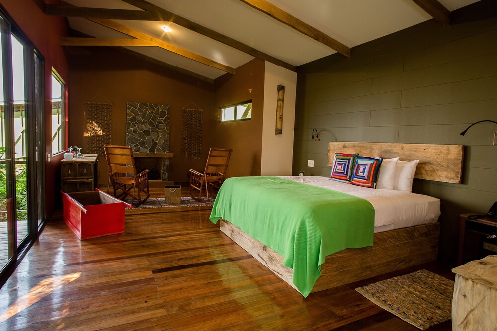 Chayote Lodge 13/50