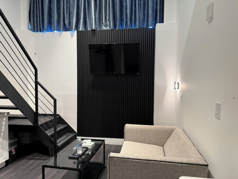 Nova Hotel Brooklyn 52/64