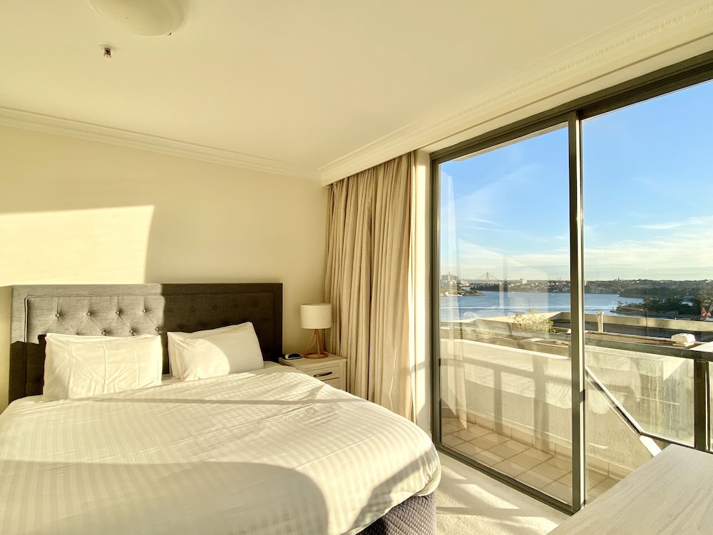 Milson Executive Apartments 14/75