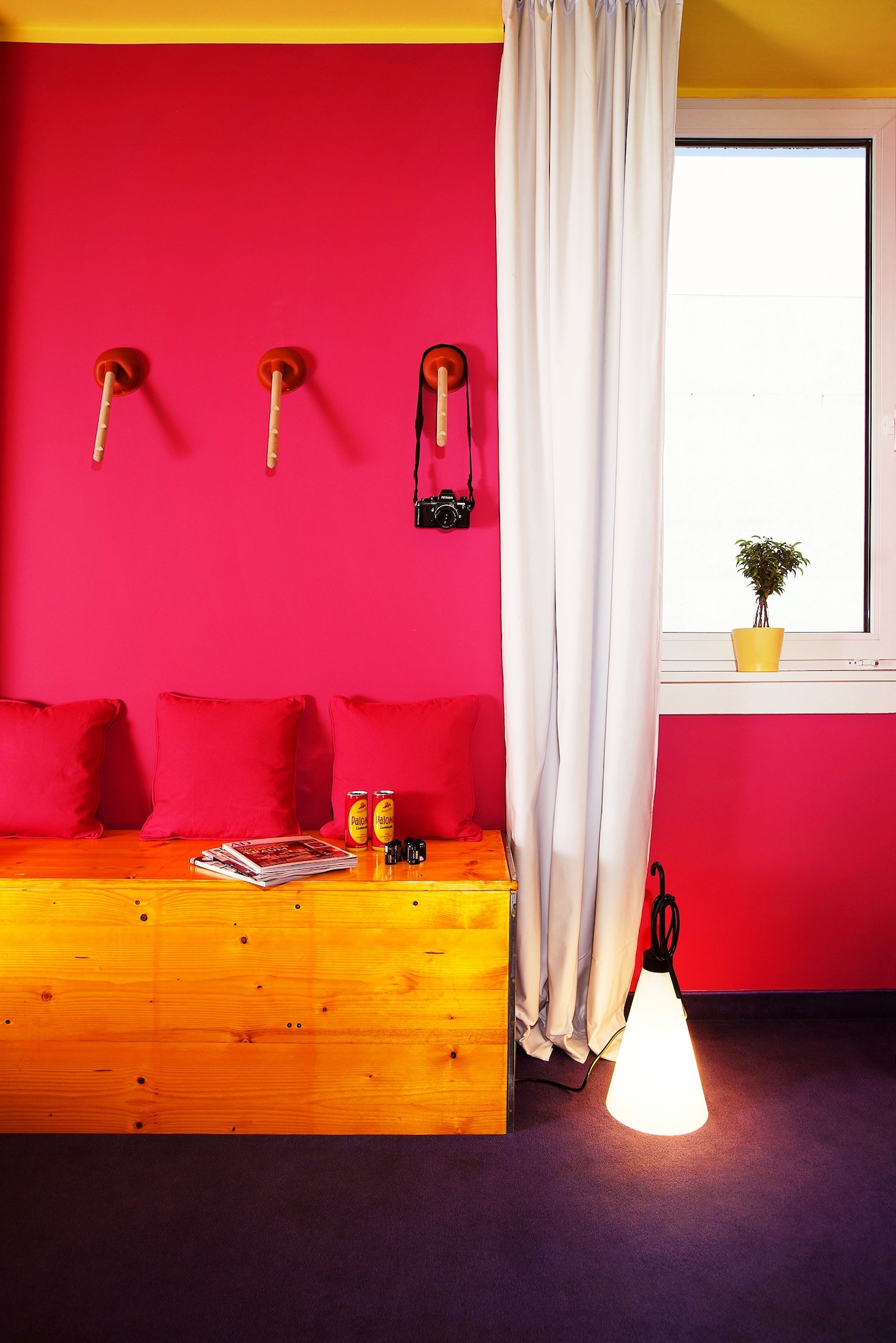 Bure, 1 Double and 4 Single Beds، Superbude St Georg 7/9