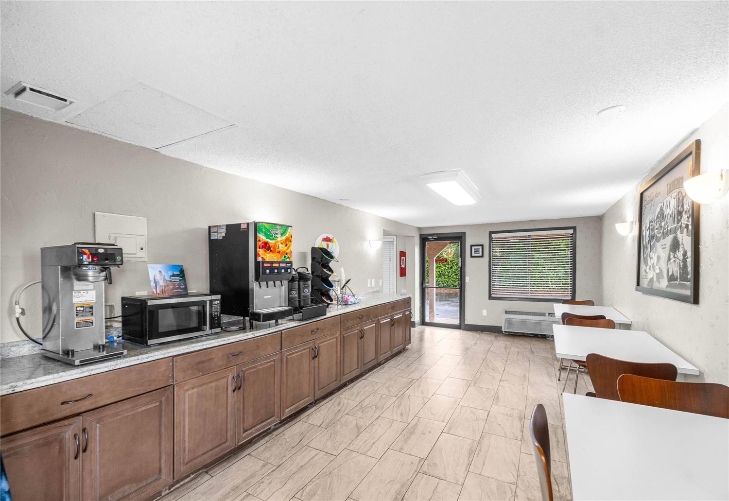 Super 8 By Wyndham Lantana West Palm Beach 10/34