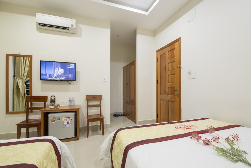Dam Tien Hotel 35/50
