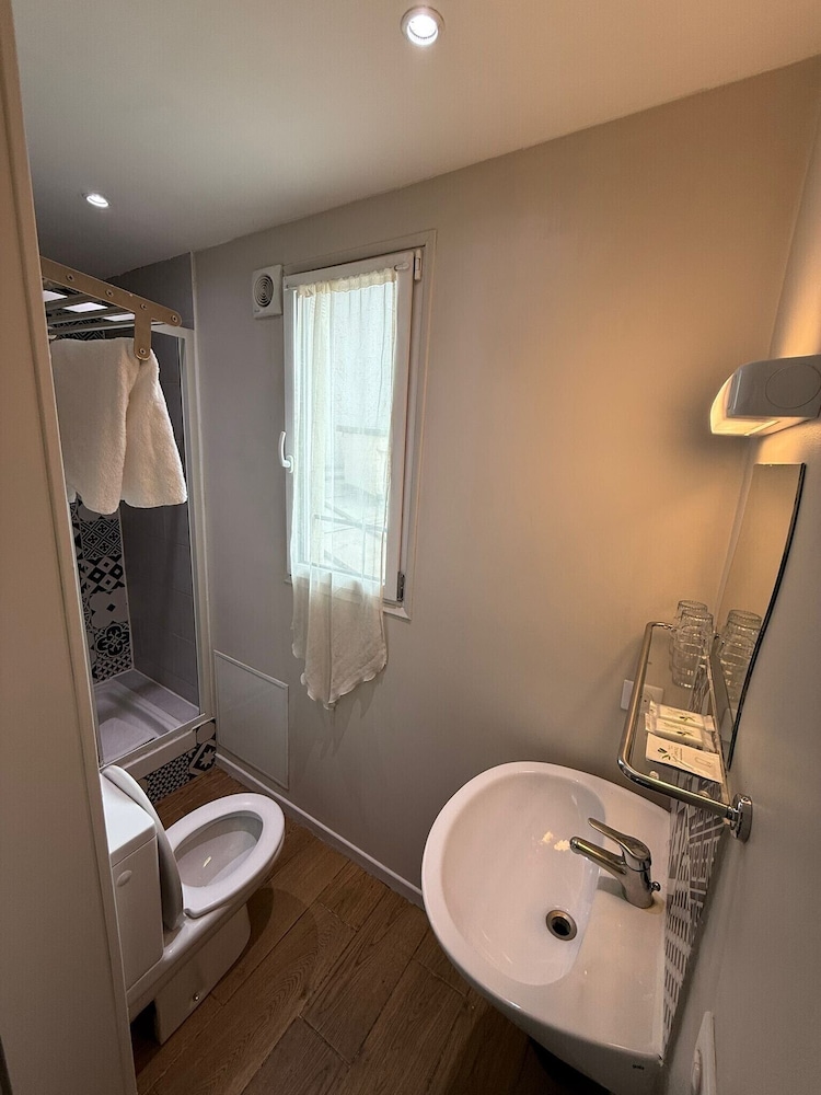 Hoteliere Lafayette 44/44