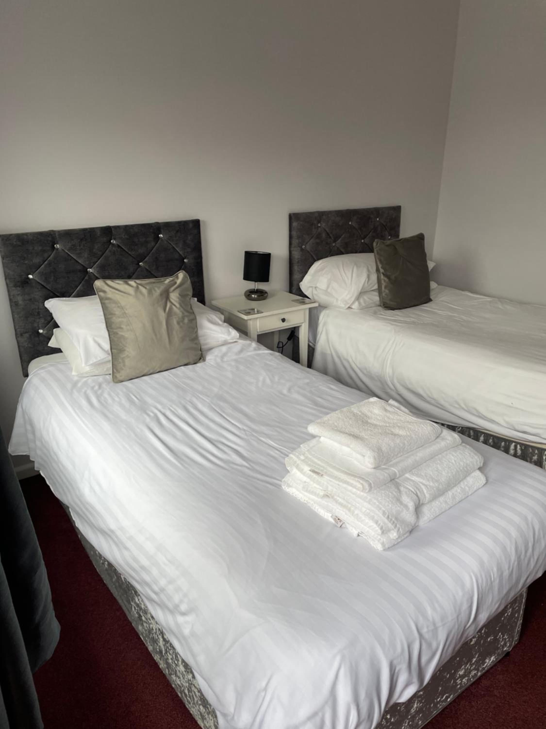 Coach House Hotel 16/60