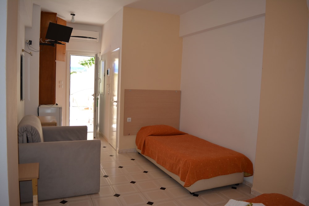 Anemomilos Villa 8/15