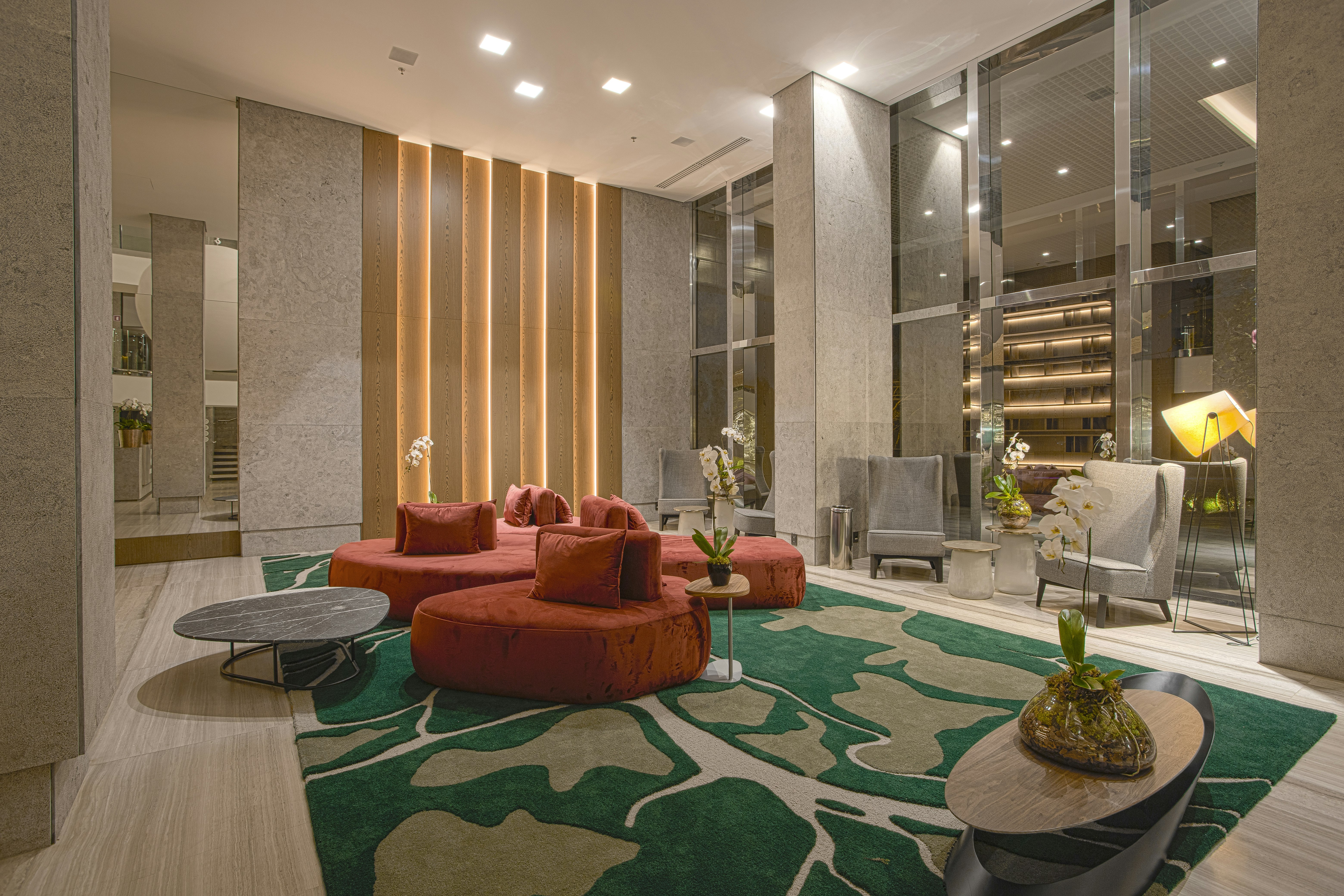 Suryaa Hotel Pinhais, Curio Collection by Hilton 30/50