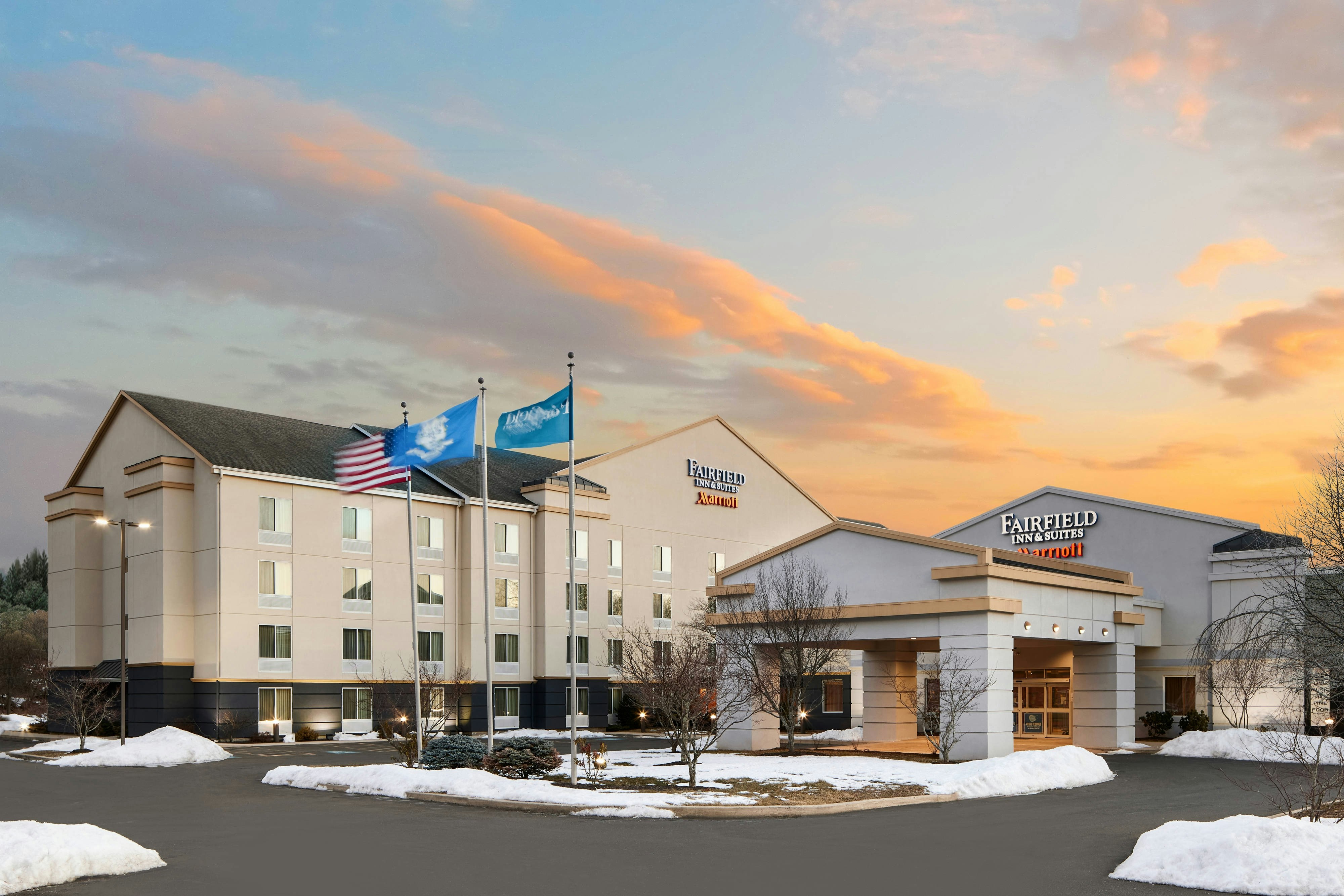 Fairfield Inn Suites Plainville 1/14