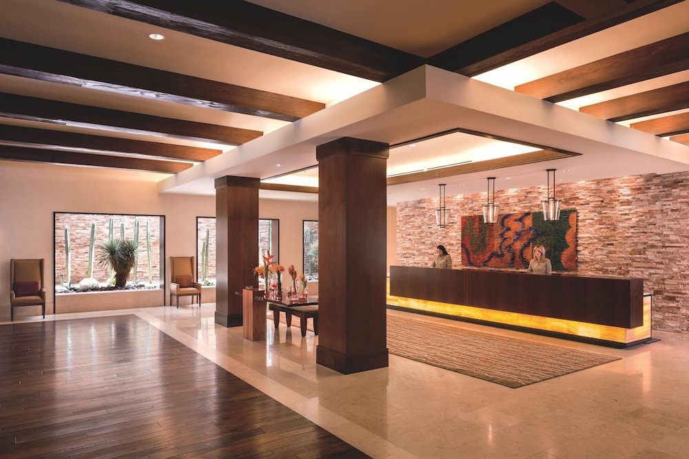 Lobby at THE RITZ CARLTON RANCHO MIRAGE, RANCHO MIRAGE - CA