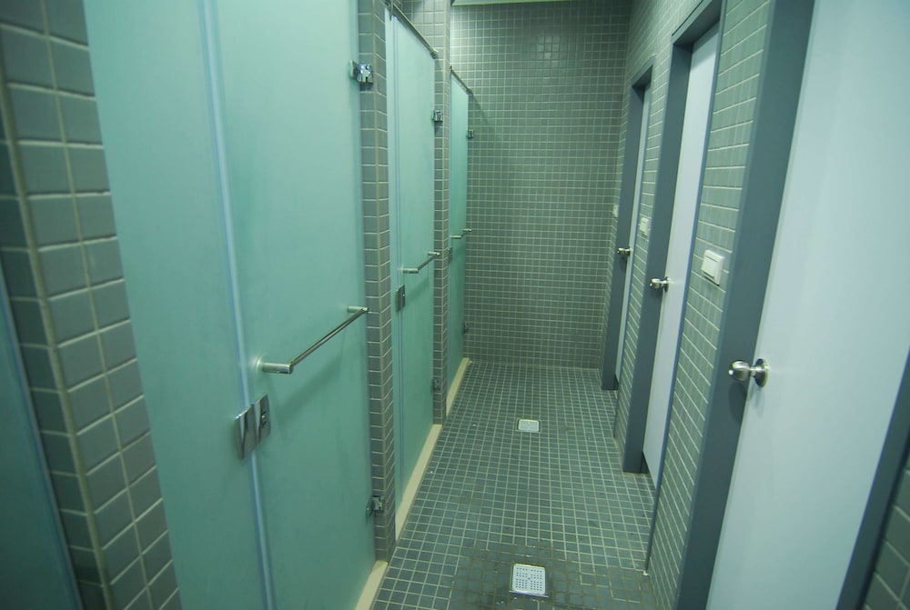 Inn Cube Ximen 3/38
