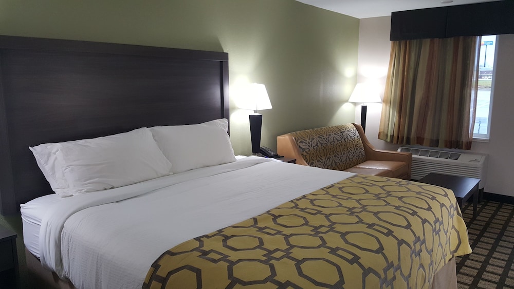 Baymont By Wyndham Clarksville 10/39