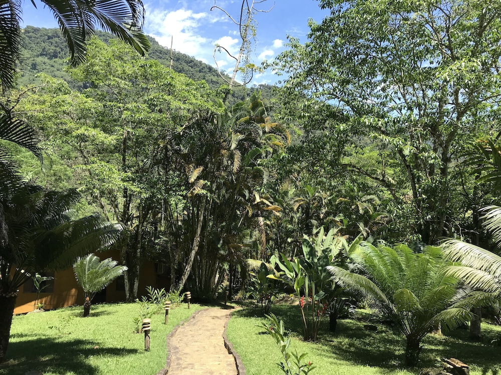 Pousada Bromelias Bem-Estar 14/84