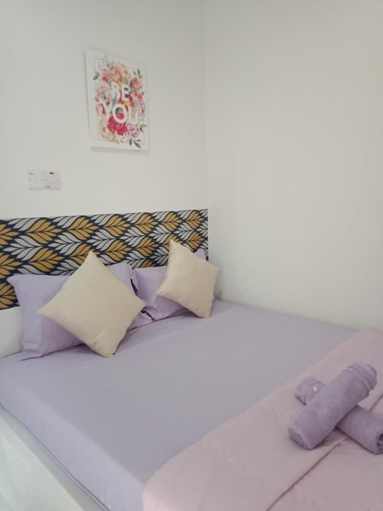 Dlima Beach Inn 42/66