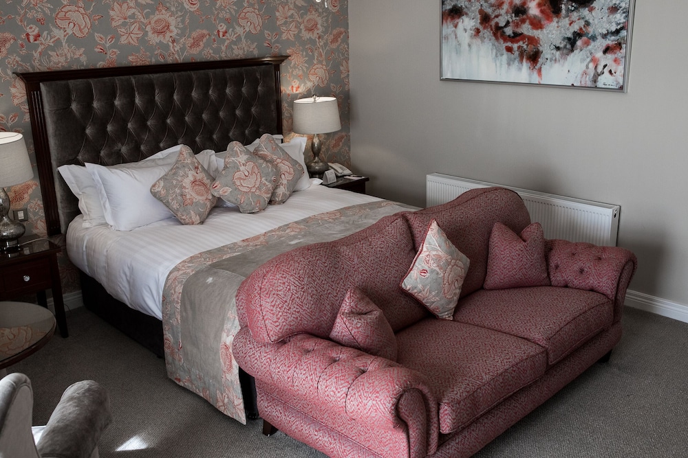 Clanard Court Hotel 44/66