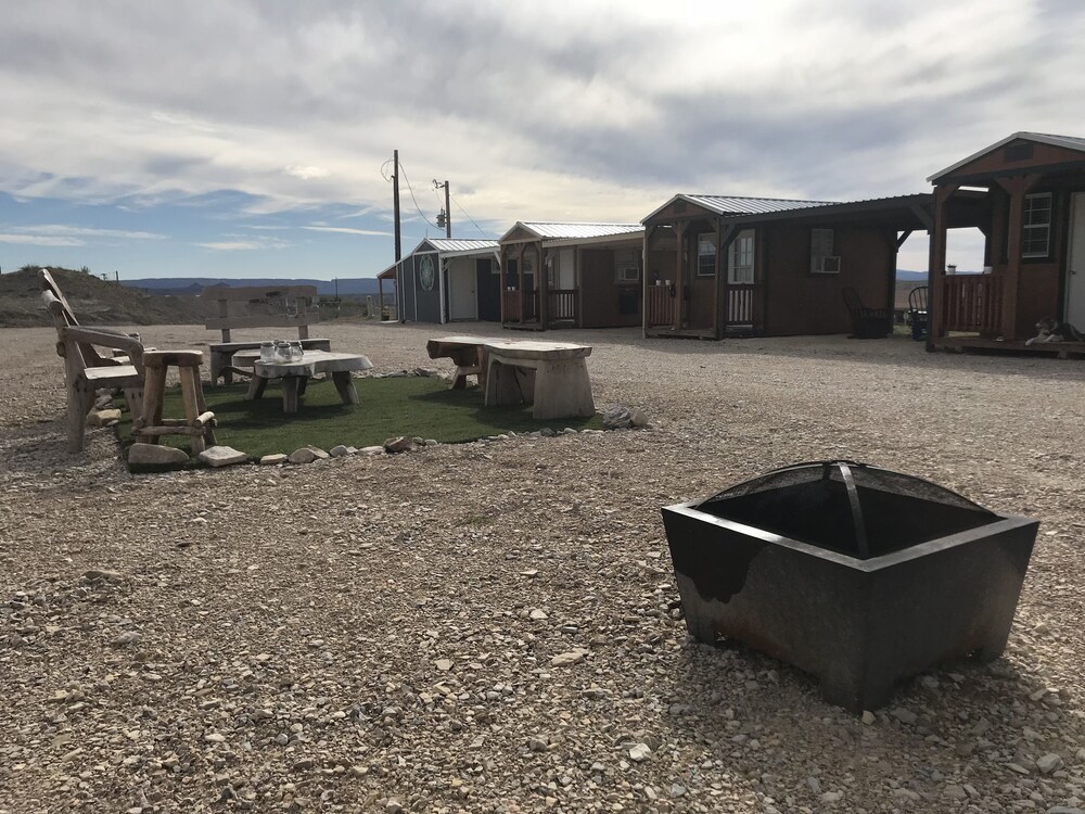 Terlingua Nights Cabins 32/36