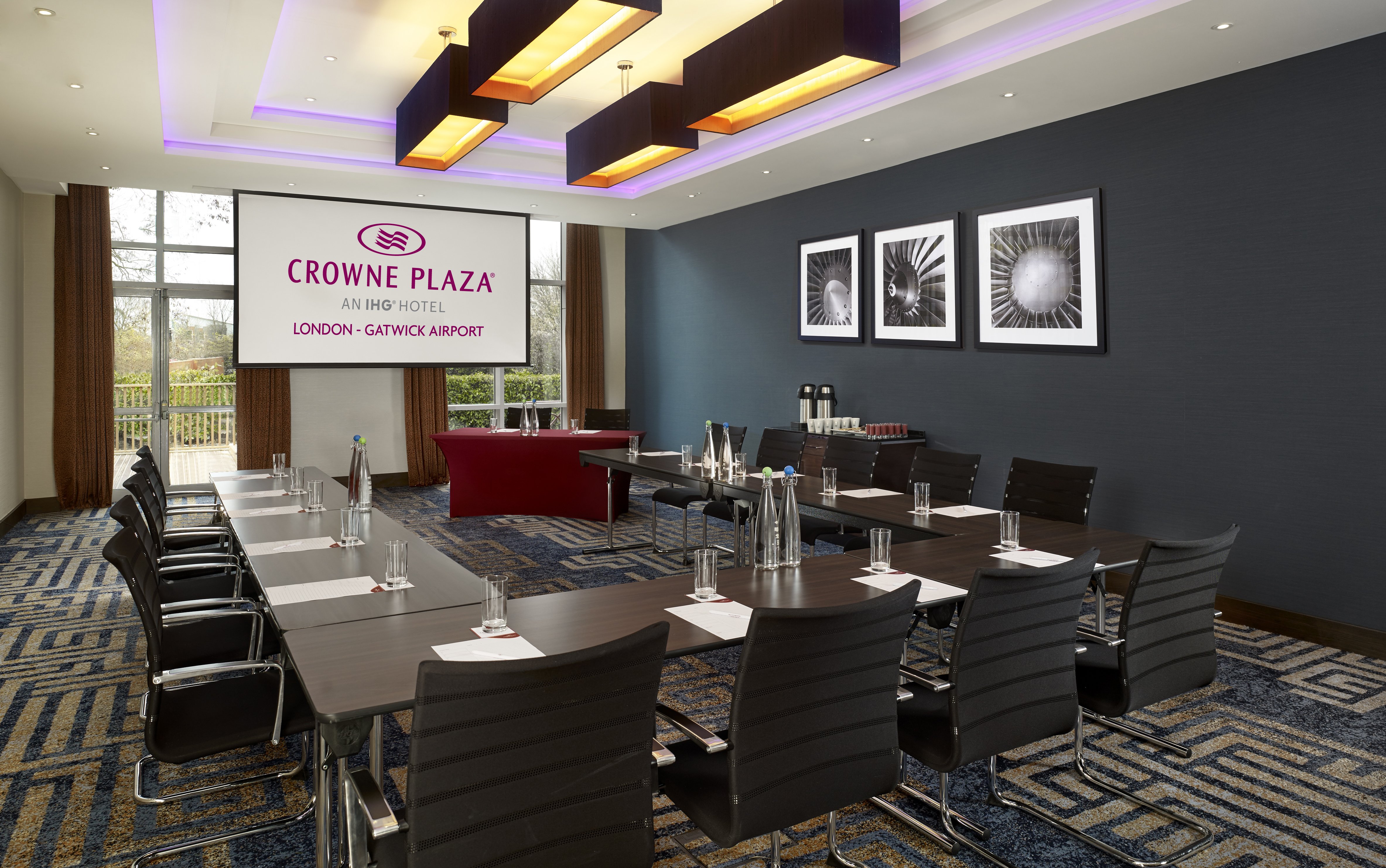 Crowne Plaza London Gatwick Airport 75/83