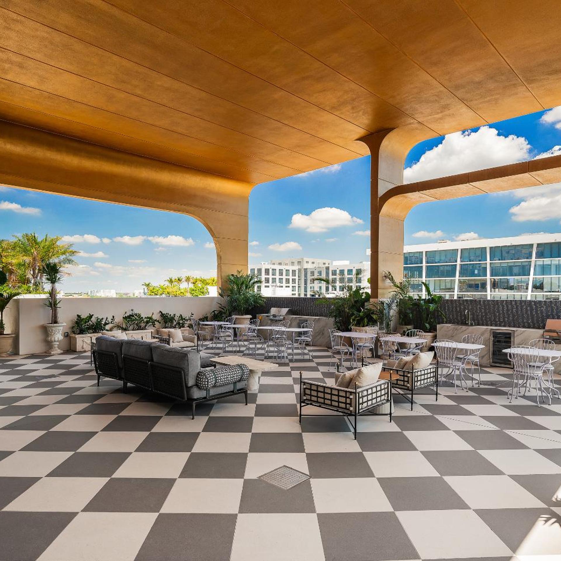 The 27 Wynwood 44/50