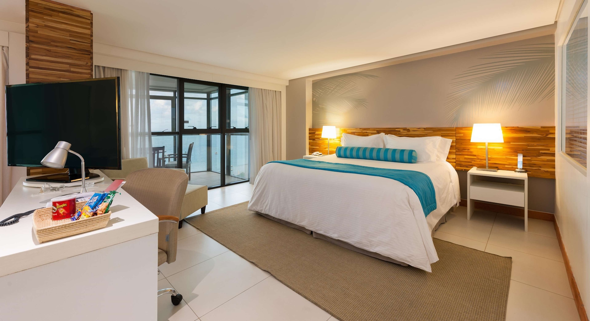 Suite, King Bed, Ocean Front, Balcony