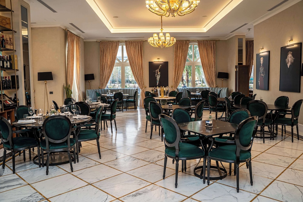 Radisson Collection Morina Hotel, Tirana 65/73