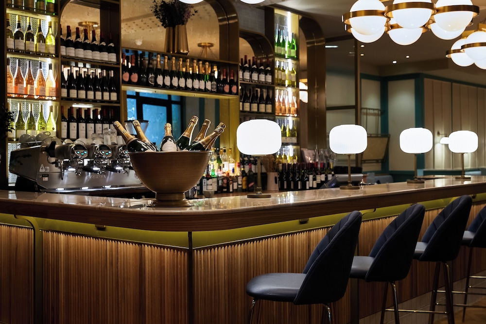 Sloane Square Hotel 56/63