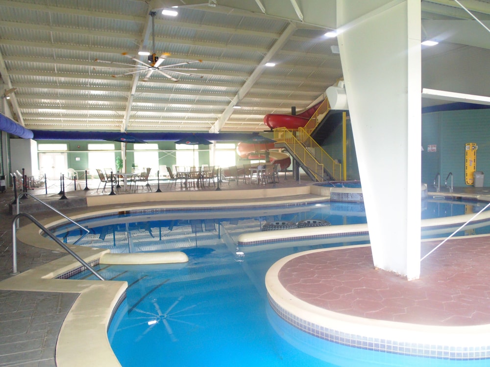 swimming pool spa