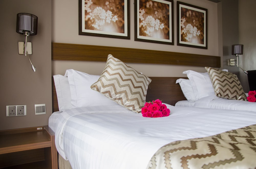 Ngong Hills Hotel 25/72