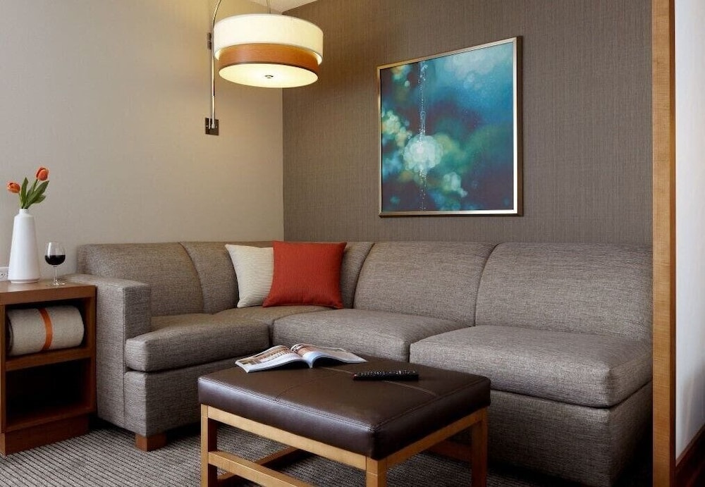 Hyatt Place Calgary Airport 35/54