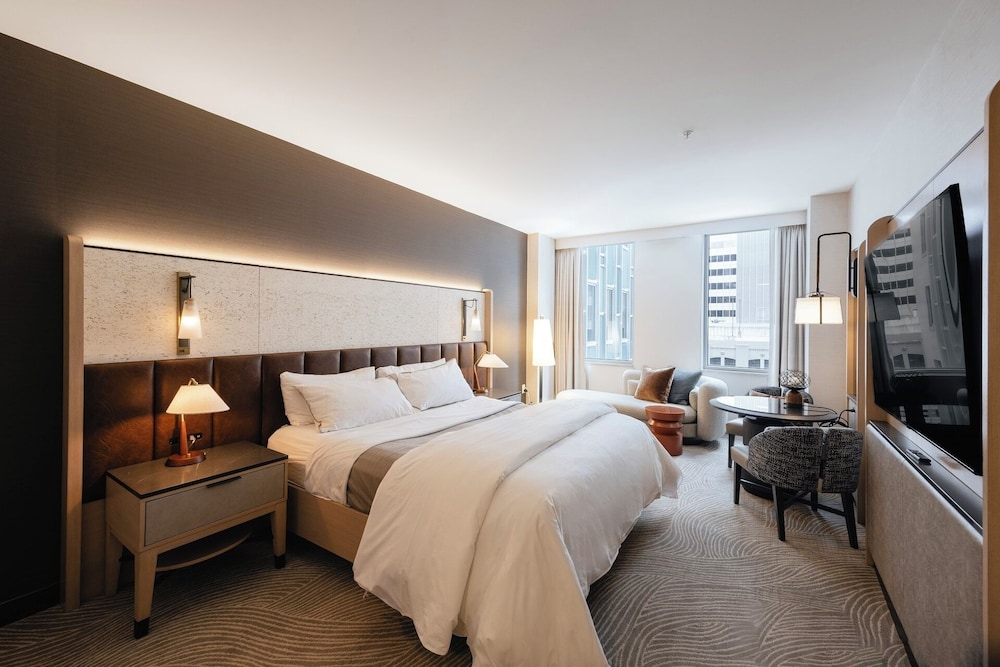 غرفة تقليدية بسرير كينج لذوي الإعاقة، The Westin Minneapolis 2/8