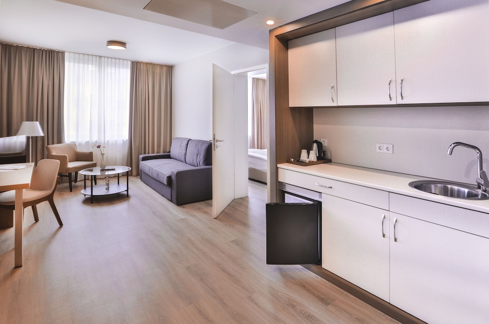Ocak Apartment Hotel 46/63