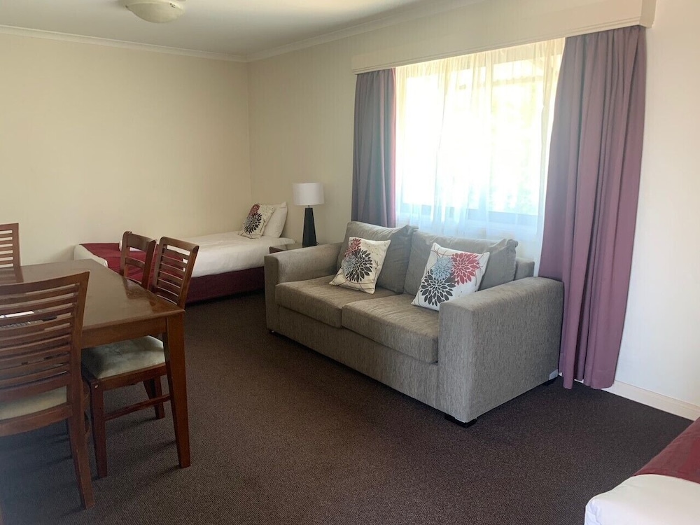 Armidale Pines Motel 47/62