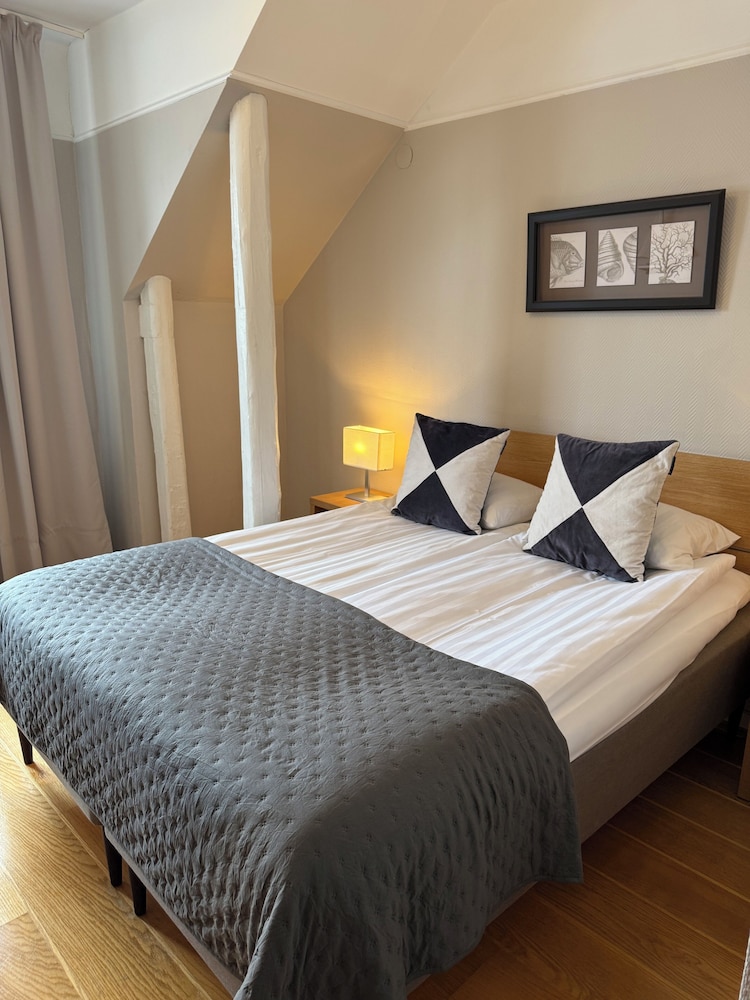 Hamnhotellet Kronan 2/44