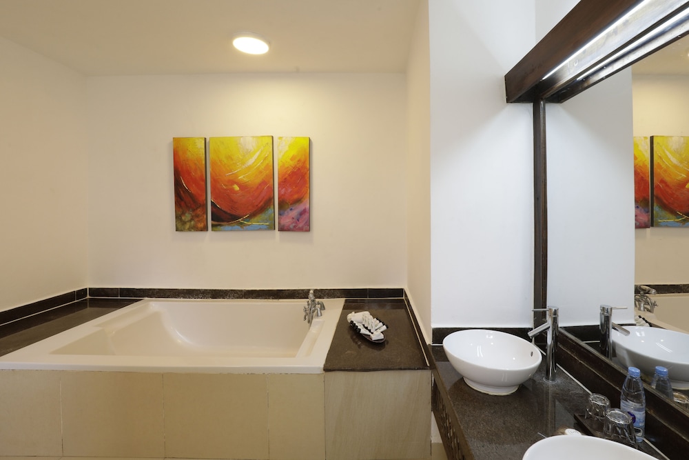 Royal Zanzibar Beach Resort 50/50