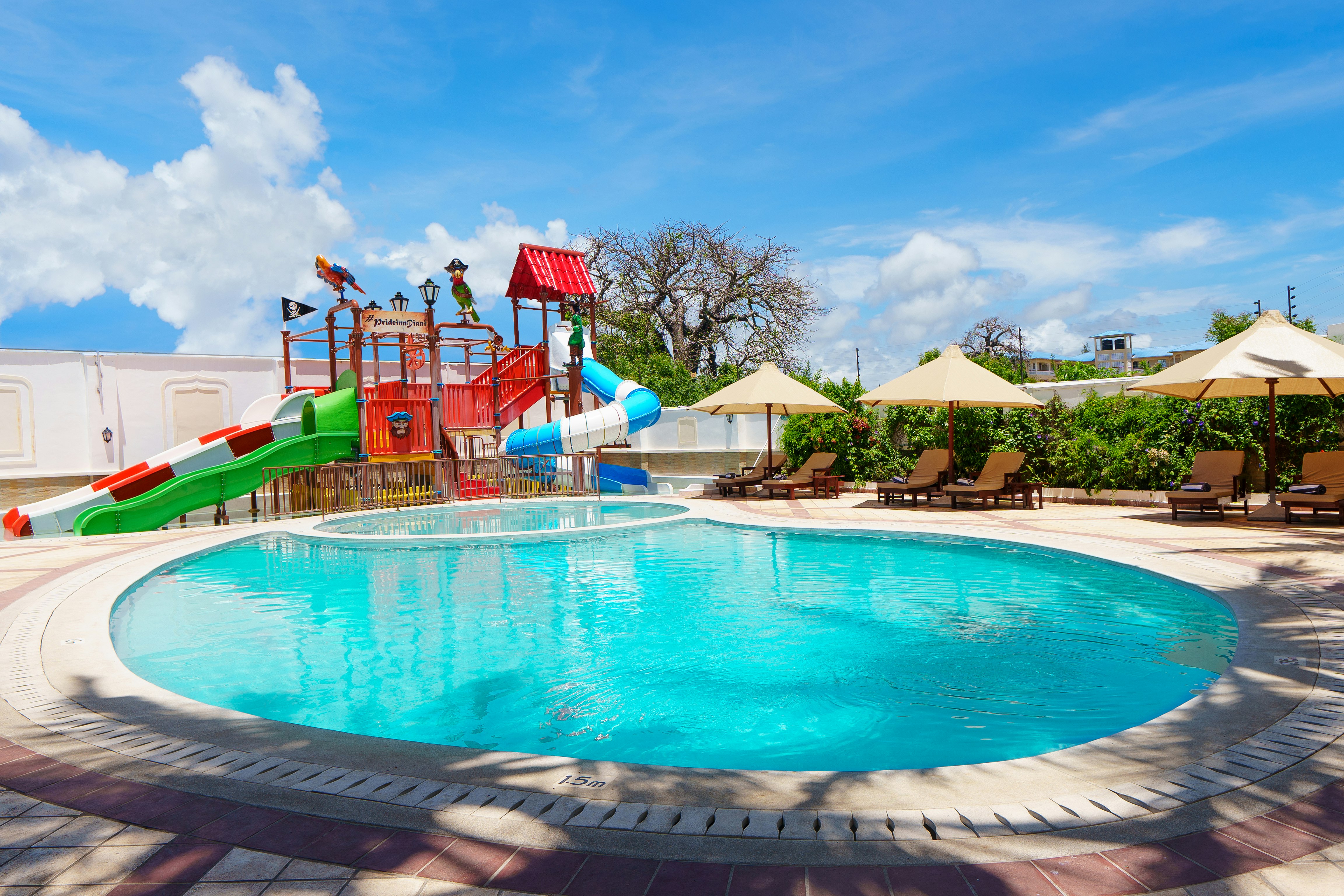 PrideInn Hotel Diani 9/12