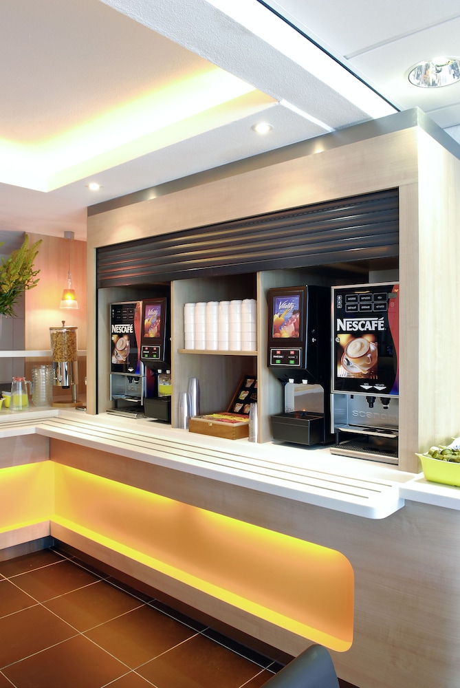 Ibis Budget Amsterdam Airport 8/60