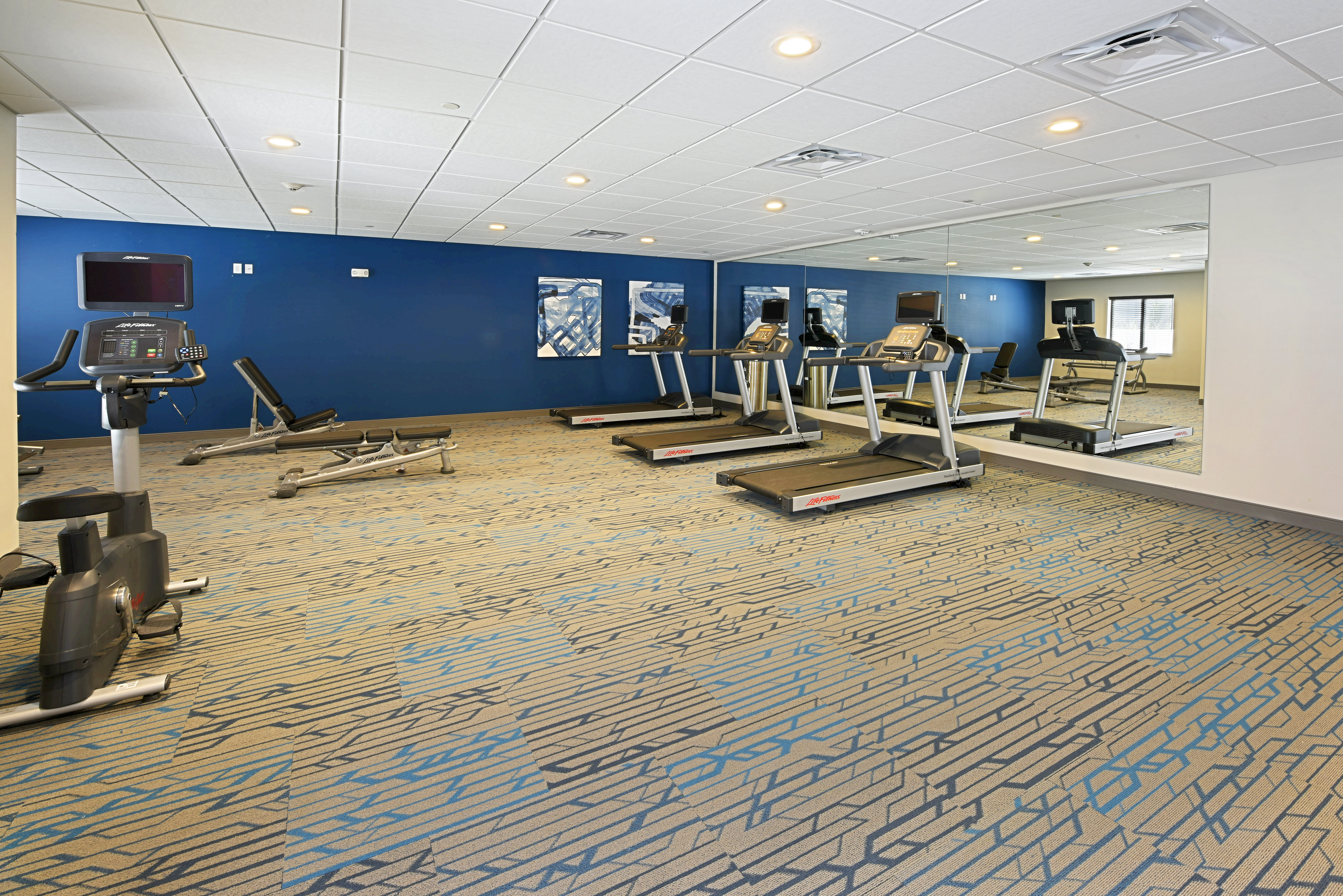 STAYBRIDGE SUITES LITTLE ROCK - MEDICAL CENTER 21/66