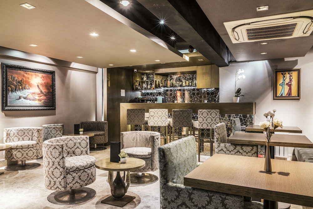 AHC Grand Bazaar Hotel 54/64