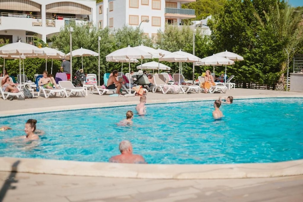 Hotel Lliteras 100/104