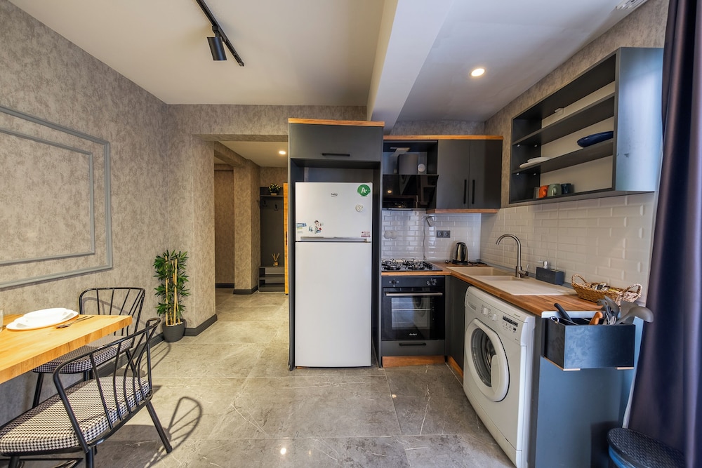 Mrt Suites Lara 4/50