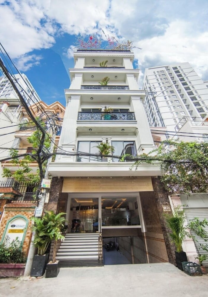 The Passion Hotel Airport - 5 minutes to Tan Son Nhat 2/50
