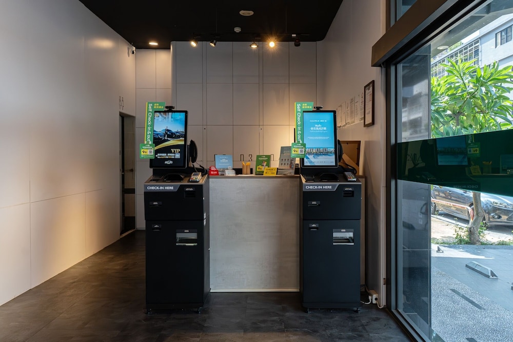CHECK inn Express Taichung Fuxing Hall 2 8/42