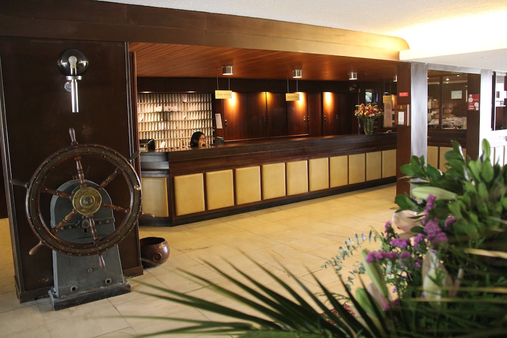Vasco Da Gama Hotel 7/50
