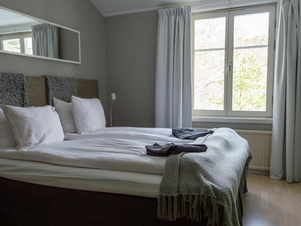 Skeviks Gård 12/50