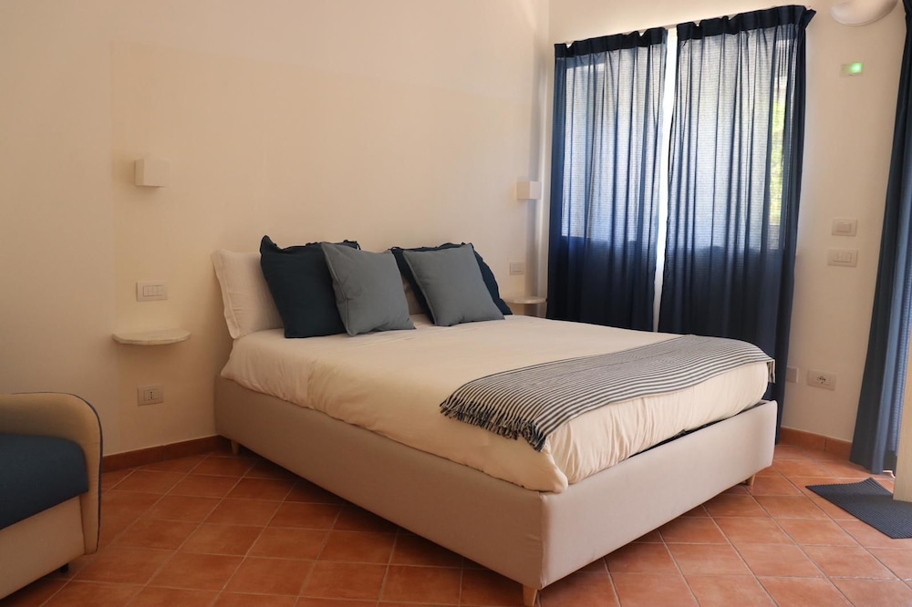 Casa Amorino 2/25