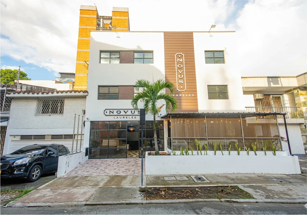 Novus Laureles 32/33