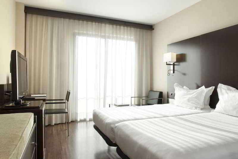 Standard, Double or Twin Bed