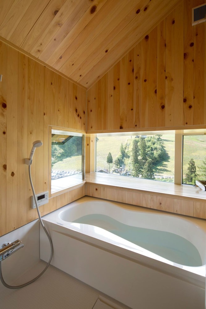 Fuku Chalet 12/36