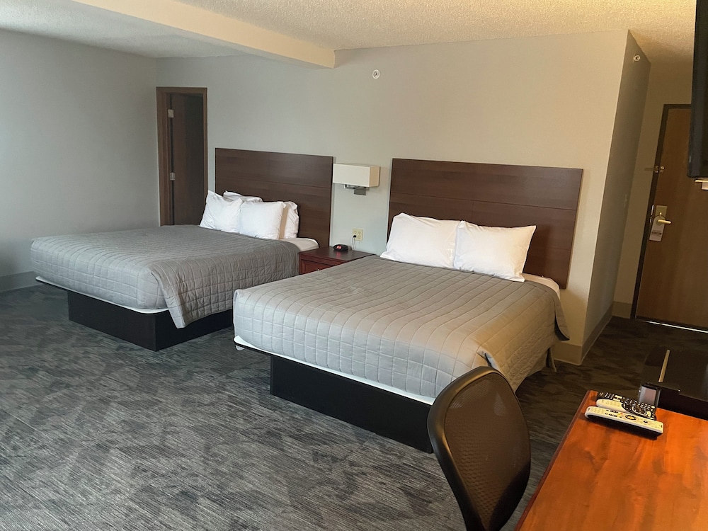 DELUXE, DOUBLE BED